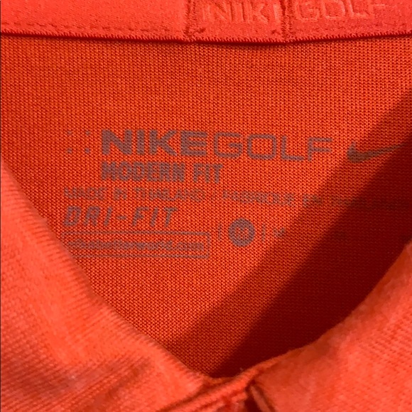Men’s Medium Nike Golf Shirt - Picture 2 of 6